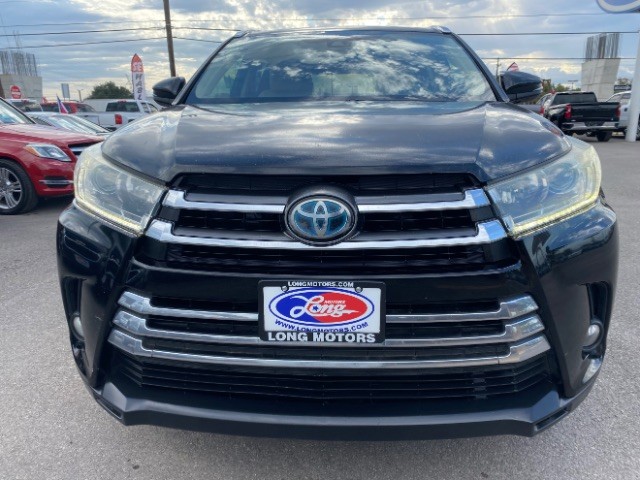 Toyota Highlander Hybrid Vehicle Full-screen Gallery Image 02