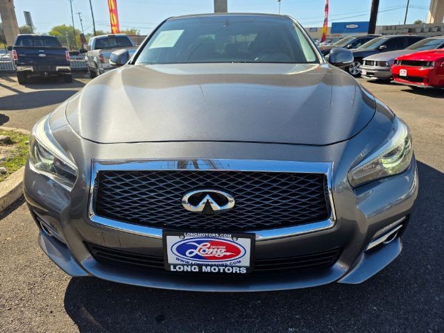 INFINITI Q50 Vehicle Full-screen Gallery Image 02