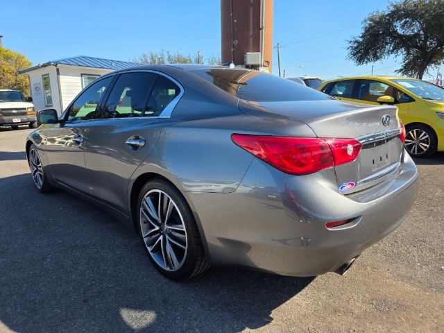 INFINITI Q50 Vehicle Full-screen Gallery Image 05