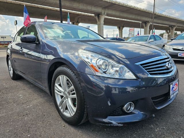 INFINITI G37 Sedan Vehicle Full-screen Gallery Image 03