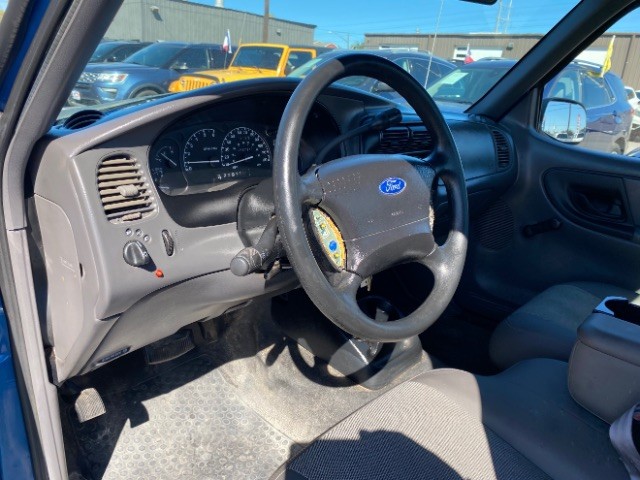 Ford Ranger Vehicle Full-screen Gallery Image 07