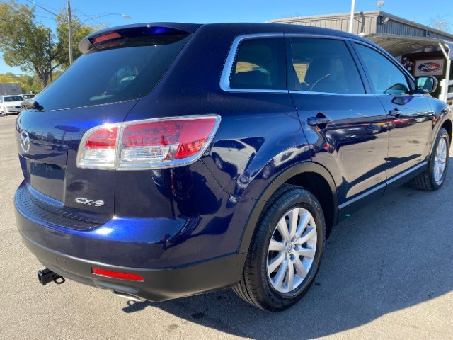 Mazda CX-9 Vehicle Full-screen Gallery Image 05