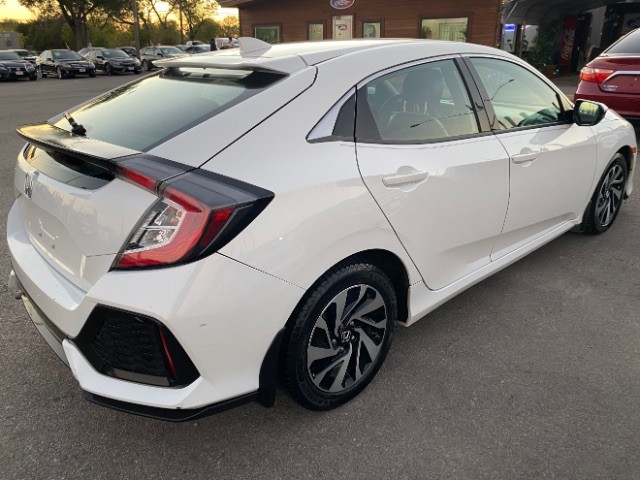 Honda Civic Hatchback Vehicle Full-screen Gallery Image 04