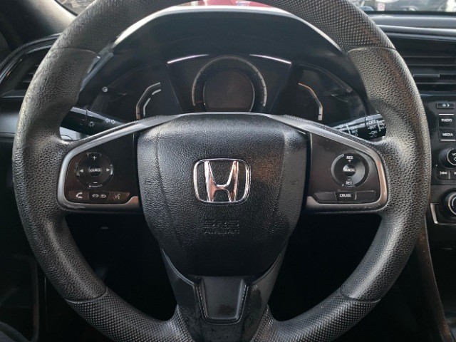 Honda Civic Hatchback Vehicle Full-screen Gallery Image 13