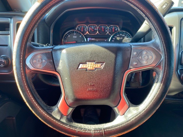 Chevrolet Silverado 1500 Vehicle Full-screen Gallery Image 13