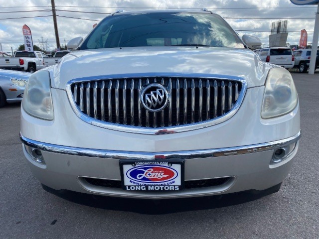 Buick Enclave Vehicle Full-screen Gallery Image 02