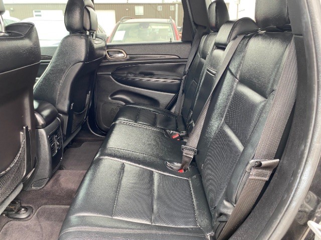 Jeep Grand Cherokee Vehicle Full-screen Gallery Image 07