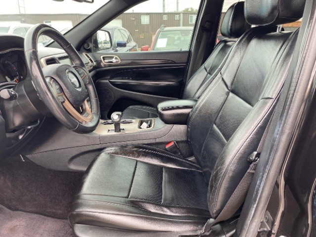 Jeep Grand Cherokee Vehicle Full-screen Gallery Image 08