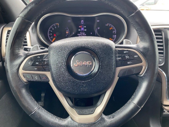 Jeep Grand Cherokee Vehicle Full-screen Gallery Image 14