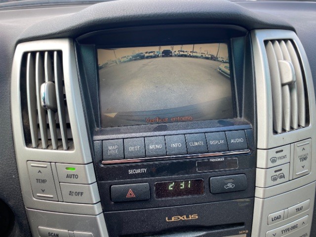 Lexus RX 350 Vehicle Full-screen Gallery Image 14