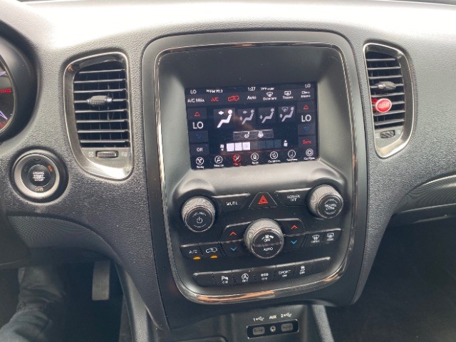 Dodge Durango Vehicle Full-screen Gallery Image 13