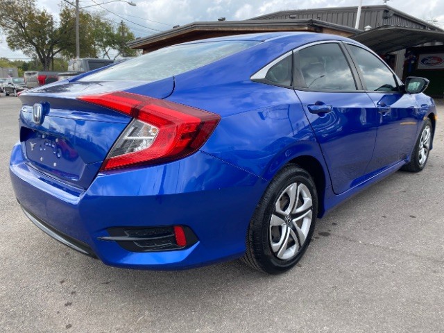 Honda Civic Sedan Vehicle Full-screen Gallery Image 05