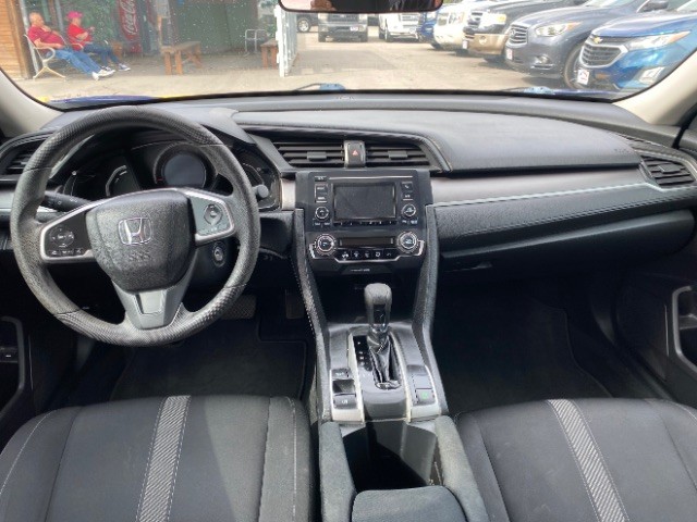 Honda Civic Sedan Vehicle Full-screen Gallery Image 06