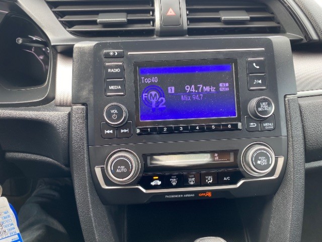 Honda Civic Sedan Vehicle Full-screen Gallery Image 12