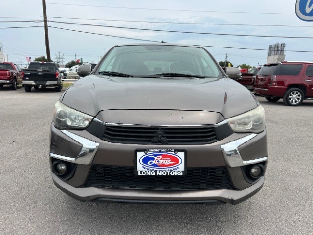 Mitsubishi Outlander Sport Vehicle Full-screen Gallery Image 03