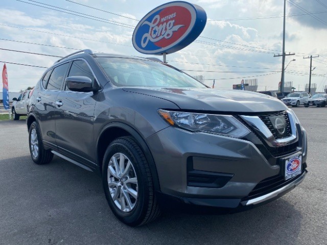 Nissan Rogue Vehicle Full-screen Gallery Image 01