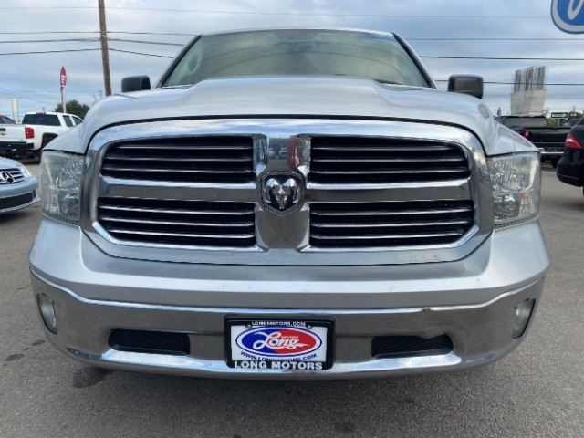 Ram 1500 Vehicle Full-screen Gallery Image 02