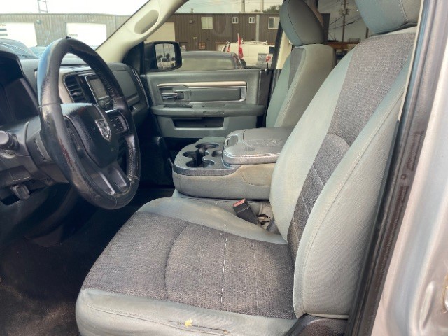 Ram 1500 Vehicle Full-screen Gallery Image 08