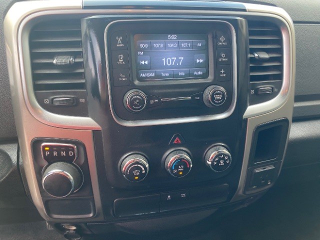 Ram 1500 Vehicle Full-screen Gallery Image 12