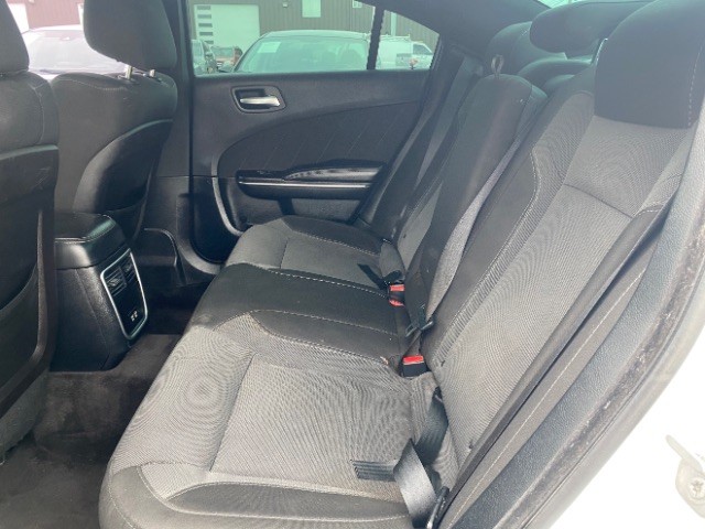 Dodge Charger Vehicle Full-screen Gallery Image 07