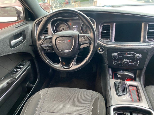 Dodge Charger Vehicle Full-screen Gallery Image 11