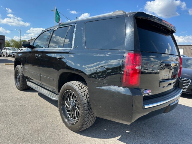 Chevrolet Tahoe Vehicle Full-screen Gallery Image 05