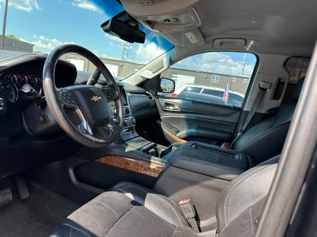 Chevrolet Tahoe Vehicle Full-screen Gallery Image 09