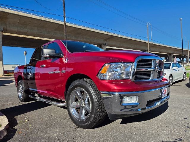 Ram 1500 Vehicle Full-screen Gallery Image 03