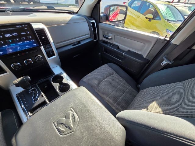 Ram 1500 Vehicle Full-screen Gallery Image 08