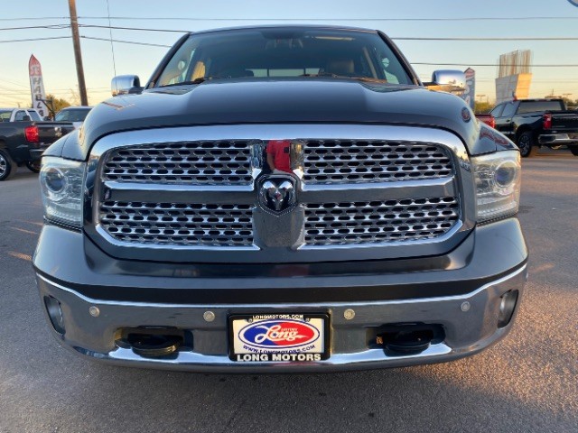 Ram 1500 Vehicle Full-screen Gallery Image 02