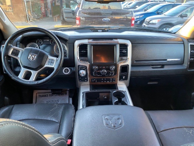 Ram 1500 Vehicle Full-screen Gallery Image 06