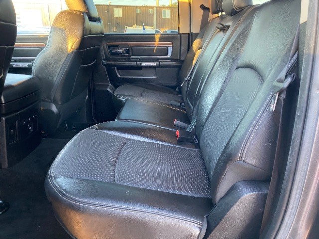 Ram 1500 Vehicle Full-screen Gallery Image 07