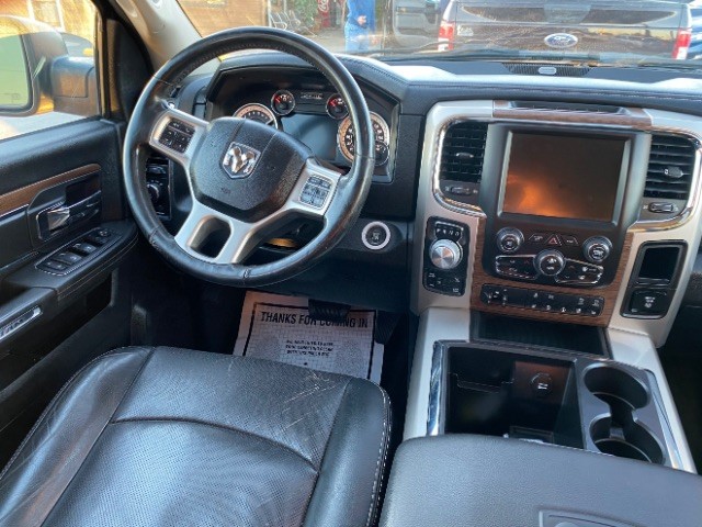 Ram 1500 Vehicle Full-screen Gallery Image 11