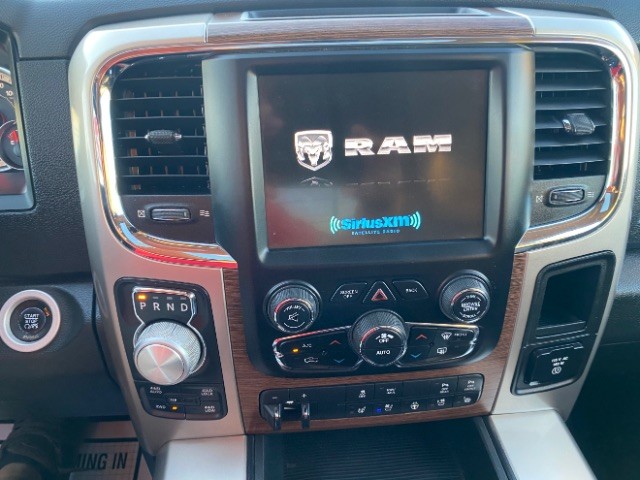 Ram 1500 Vehicle Full-screen Gallery Image 13