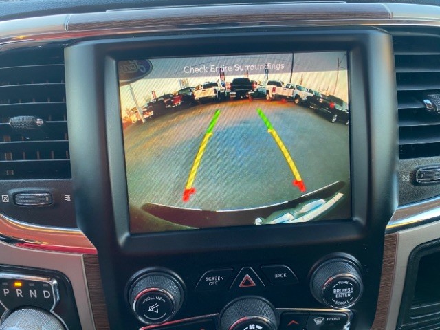 Ram 1500 Vehicle Full-screen Gallery Image 14