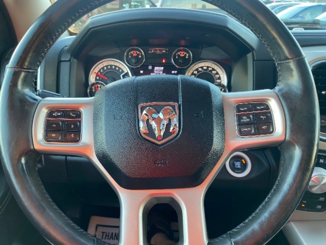 Ram 1500 Vehicle Full-screen Gallery Image 16