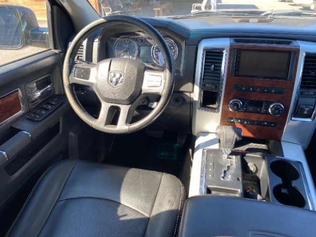 Dodge Ram 1500 Vehicle Full-screen Gallery Image 11