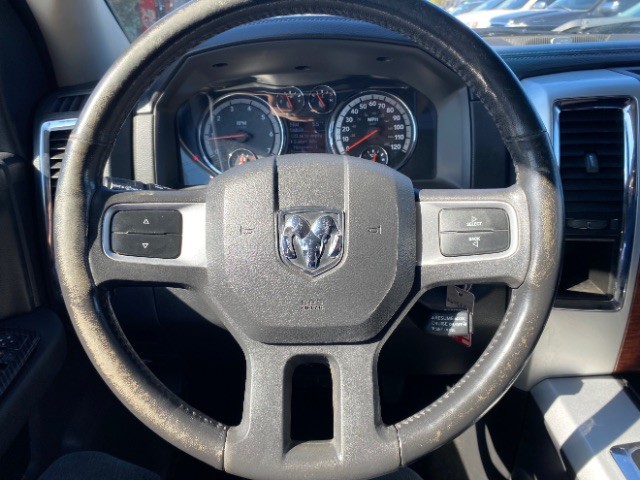 Dodge Ram 1500 Vehicle Full-screen Gallery Image 14