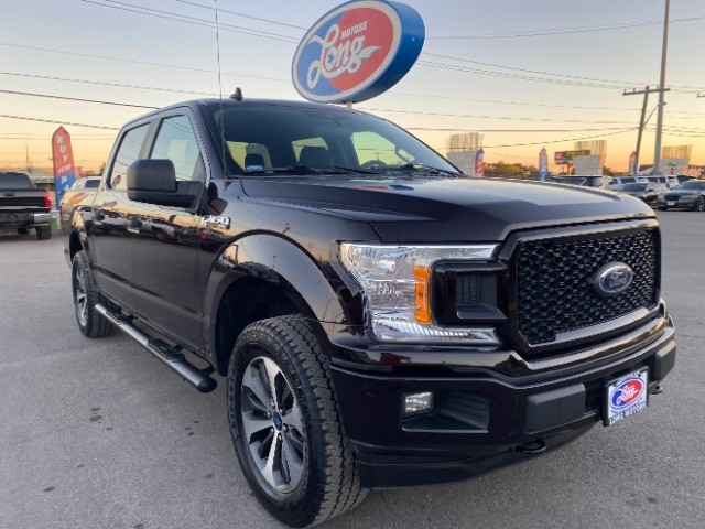 2020 Ford F-150 XL's photo