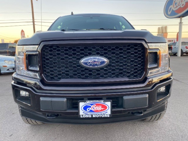 Ford F-150 Vehicle Full-screen Gallery Image 02