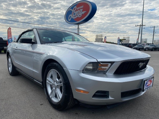 2012 Ford Mustang V6's photo
