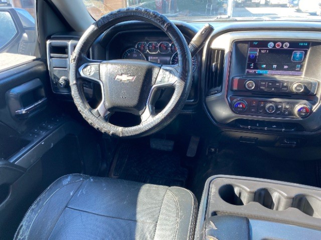 Chevrolet Silverado 1500 Vehicle Full-screen Gallery Image 11