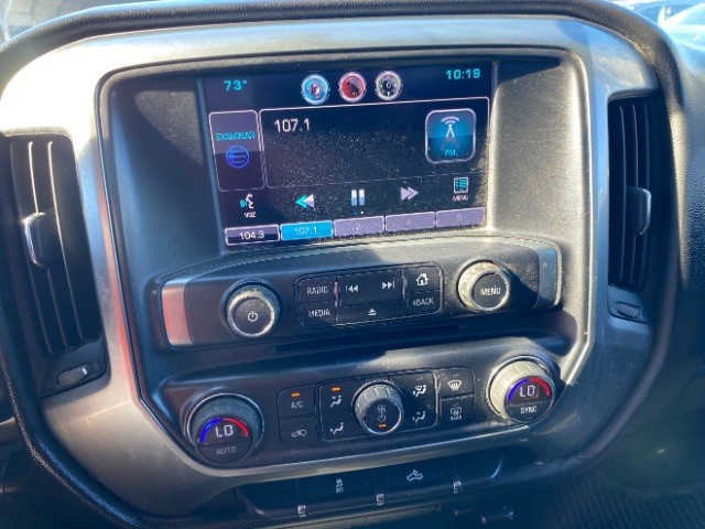 Chevrolet Silverado 1500 Vehicle Full-screen Gallery Image 12