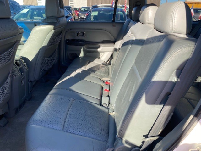 Honda Pilot Vehicle Full-screen Gallery Image 08