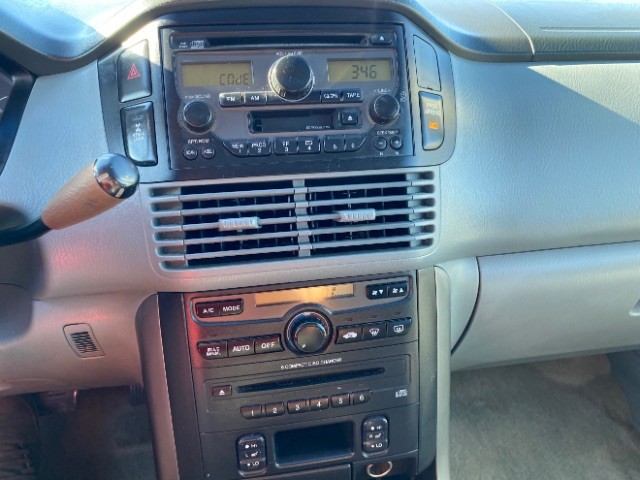 Honda Pilot Vehicle Full-screen Gallery Image 15