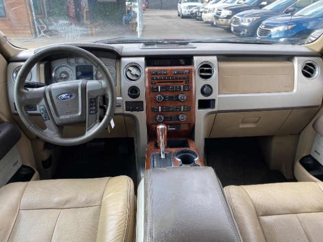 Ford F-150 Vehicle Full-screen Gallery Image 05