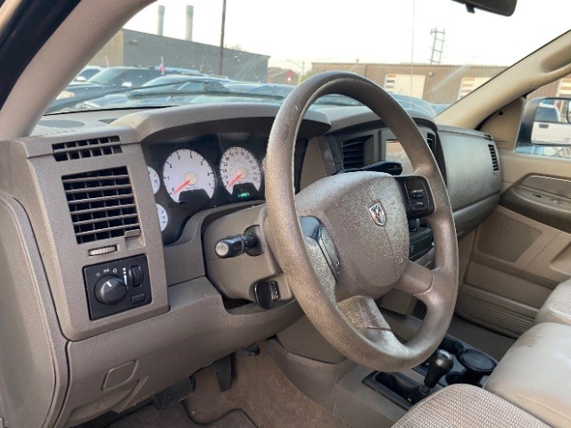 Dodge Ram 2500 Vehicle Full-screen Gallery Image 10