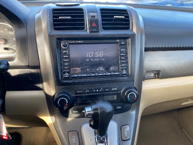 Honda CR-V Vehicle Full-screen Gallery Image 13