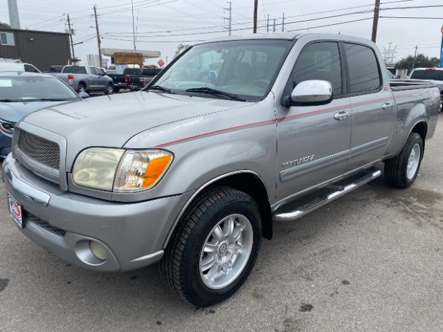 Toyota Tundra Vehicle Full-screen Gallery Image 03