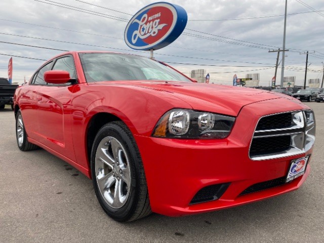 2014 Dodge Charger SE's photo